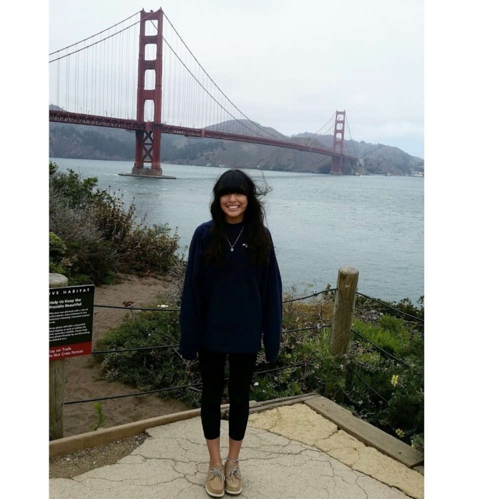 Meet your Posher, Lauren a.